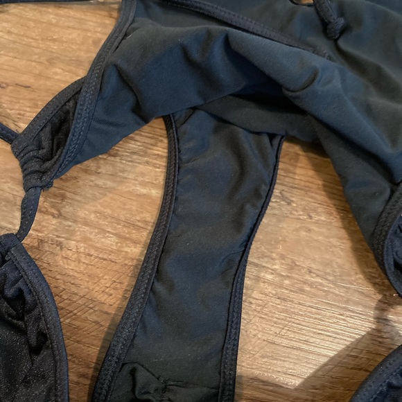 DOLL one piece - Picture 8 of 8